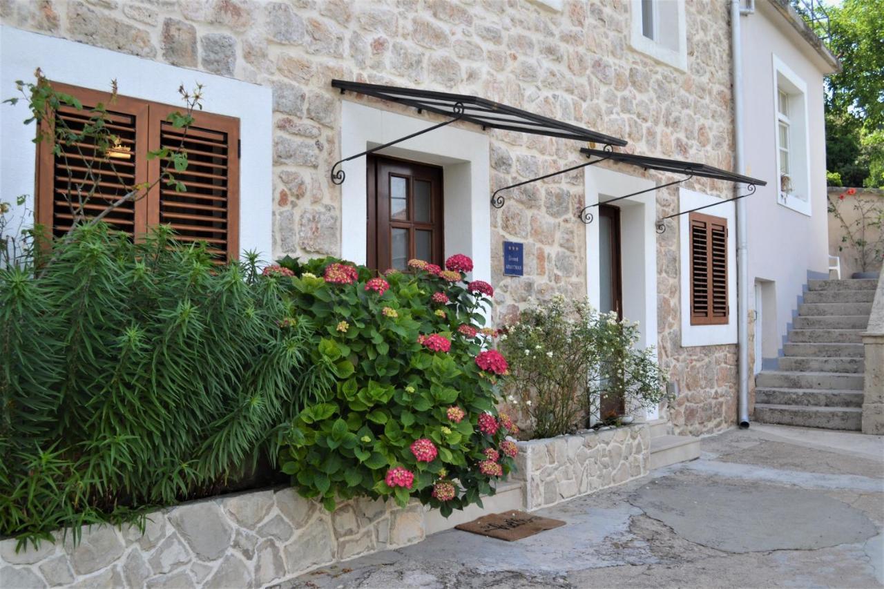 Apartment Mistral - Cosy With Sea View