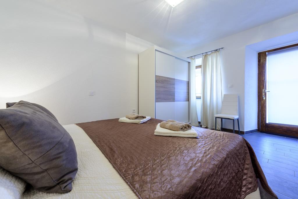 Apartment Mistral - Cosy With Sea View