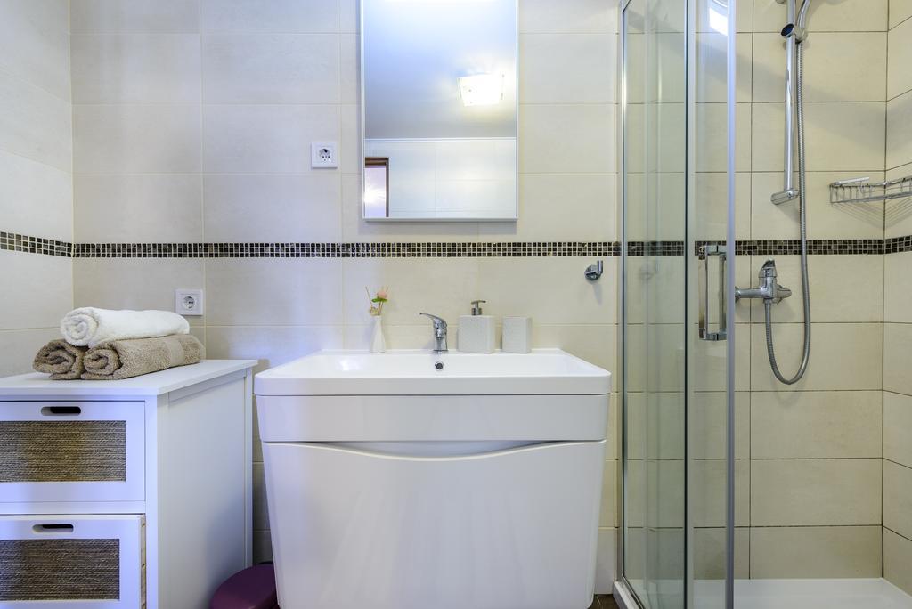Mistral - Cosy With Sea View Molunat