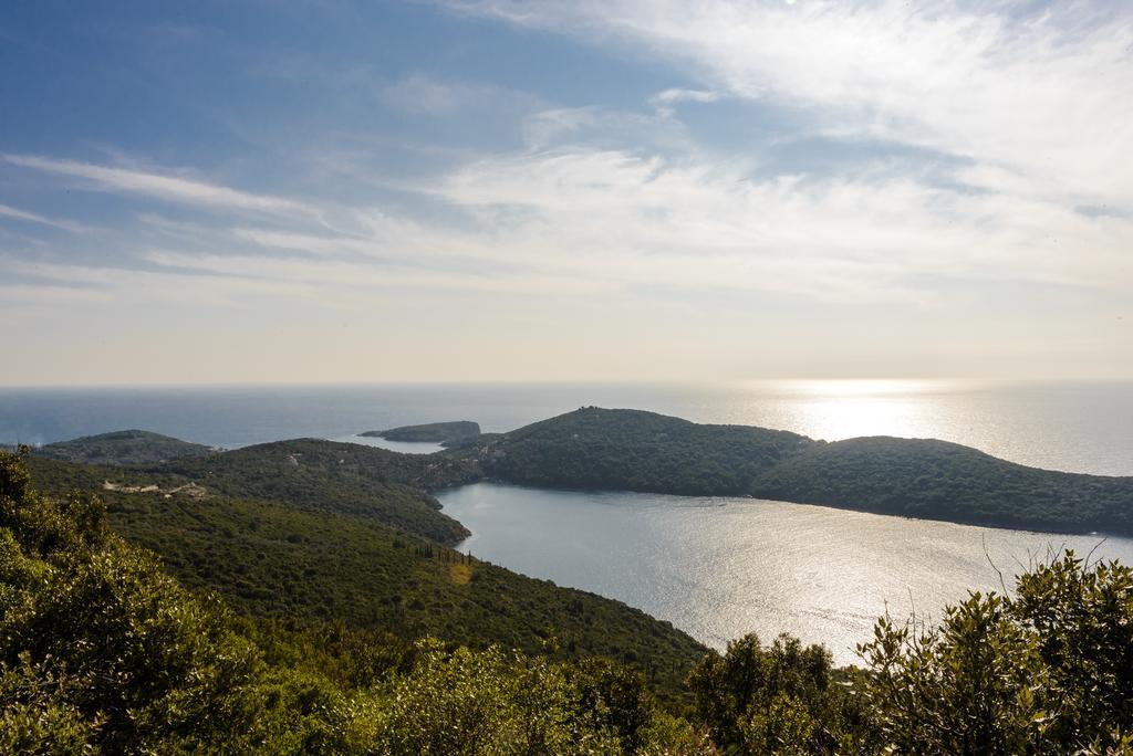 Mistral - Cosy With Sea View Apartment *