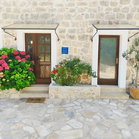 Apartment Mistral - Cosy Apartment With Sea View Molunat Exterior foto