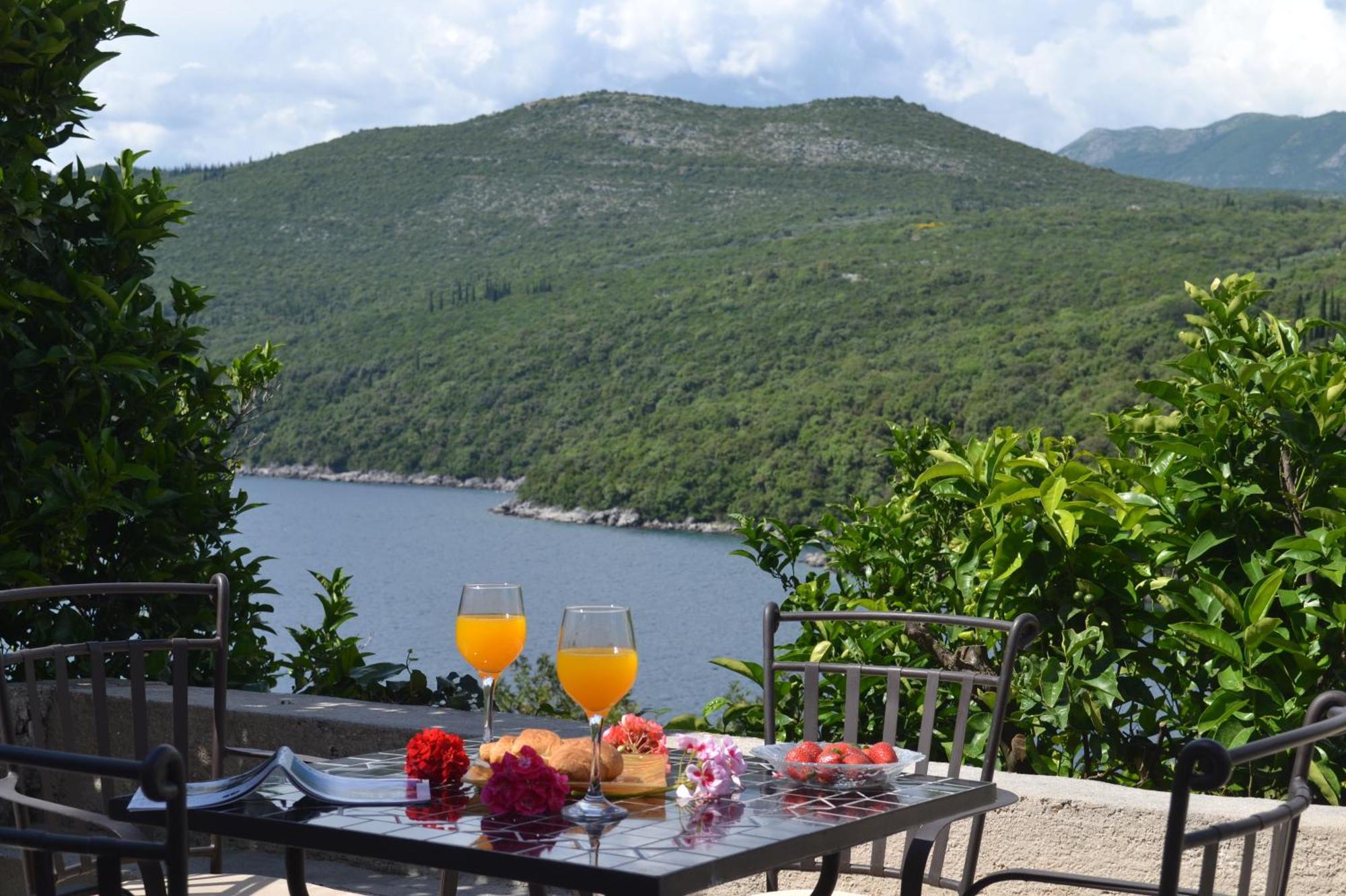 Mistral - Cosy With Sea View * Molunat